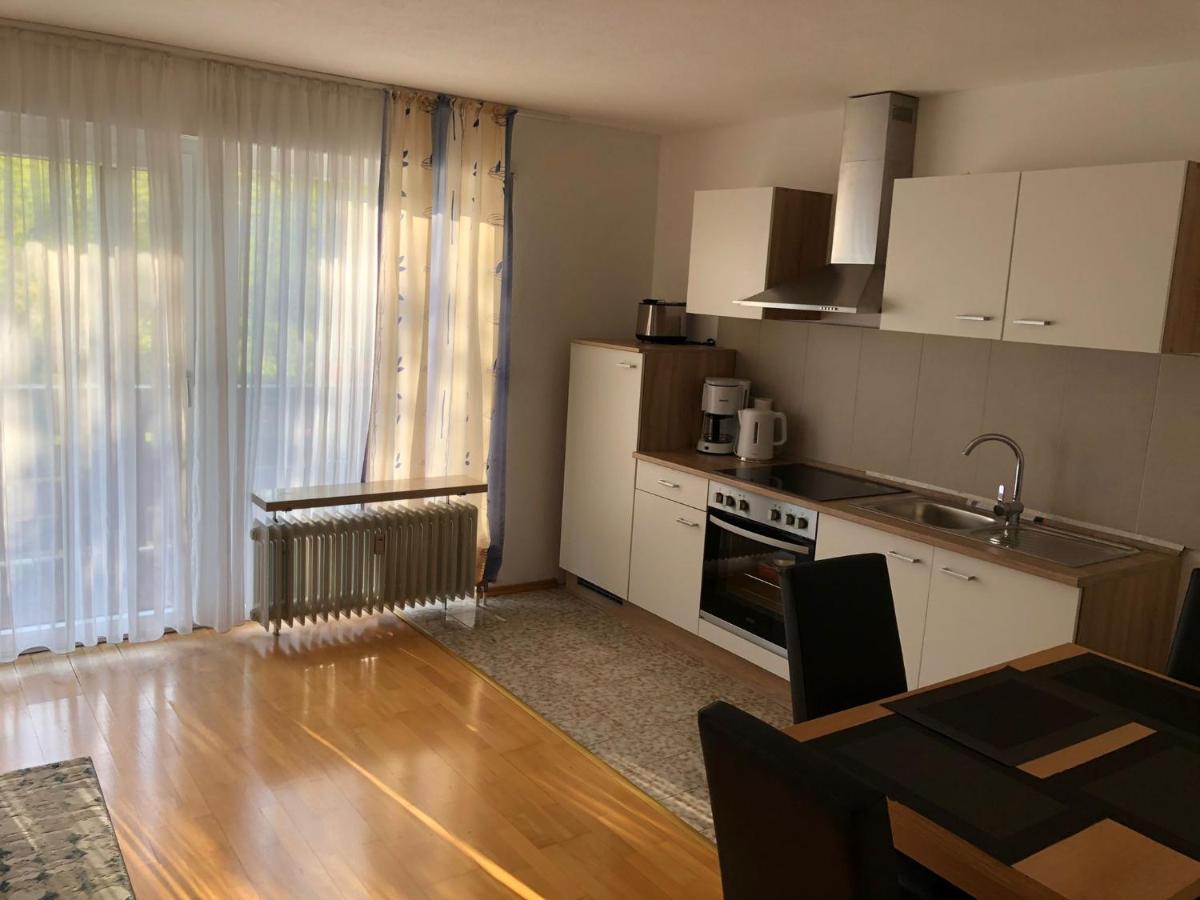 Leo Apartment